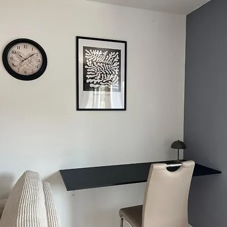 Stylish In Black Forest Apartman *